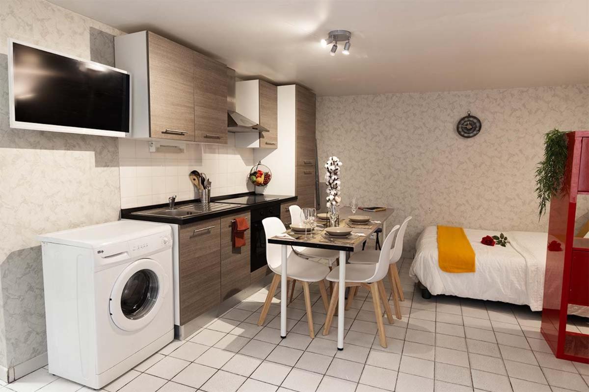 Apartmán Kasa Confort - Le Calme Au Coeur De La Ville - Tv & Wifi Saint-Etienne  Exteriér fotografie